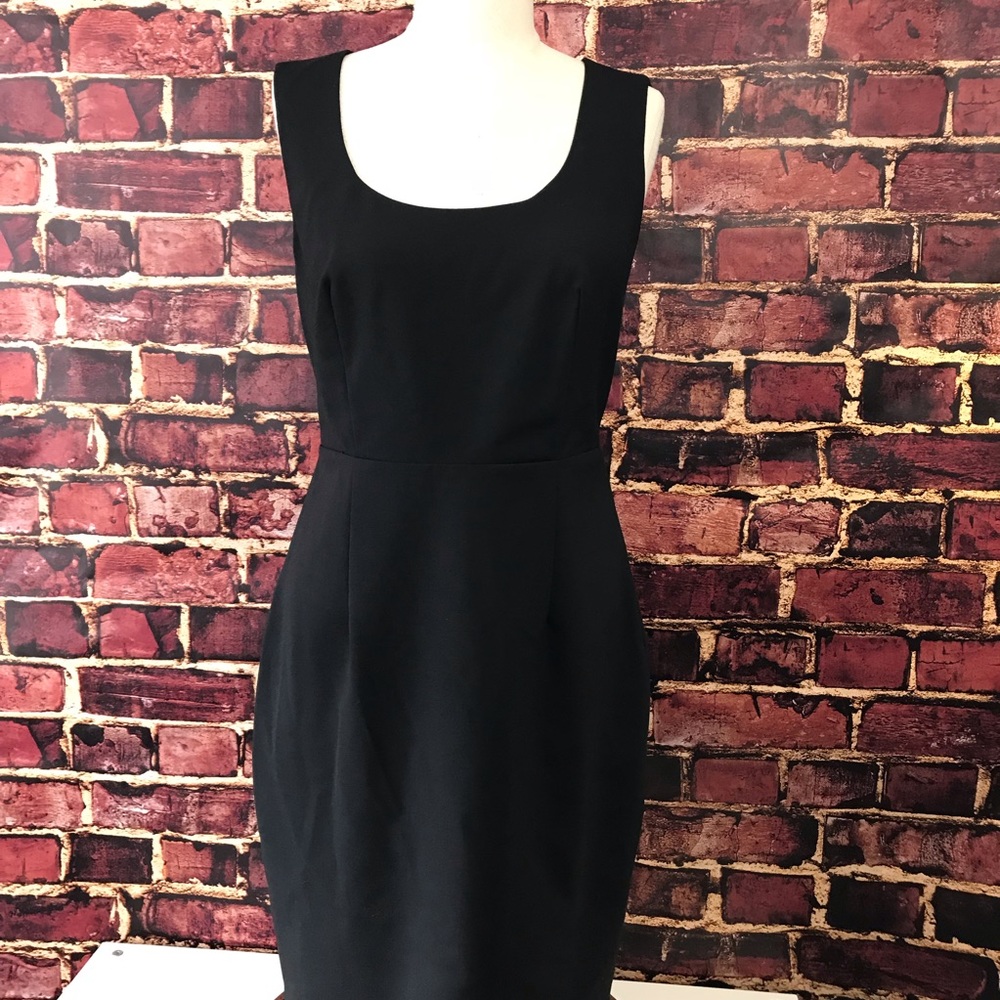 Express LBD dress sleeveless size 6 party cocktail